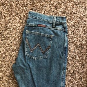Wrangler Women’s Cowgirl Cut Jeans